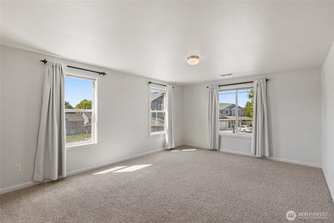 1055 July Court Moses Lake WA 98837