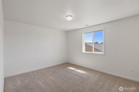 1055 July Court Moses Lake WA 98837