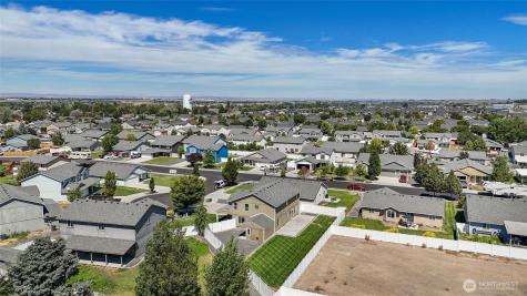1055 July Court Moses Lake WA 98837