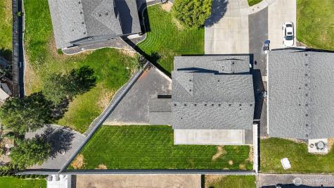 1055 July Court Moses Lake WA 98837