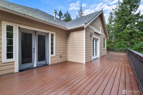 2311 202nd Avenue SW Lakebay WA 98349