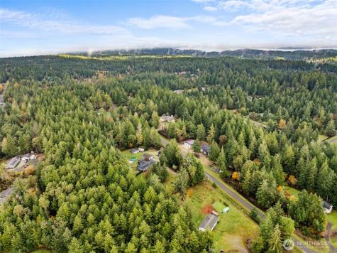 2311 202nd Avenue SW Lakebay WA 98349