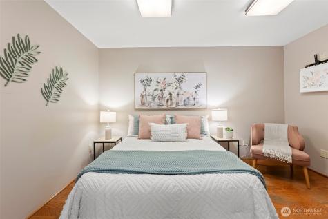 12170 Viewcrest Place NE Bainbridge Island WA 98110