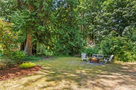 12170 Viewcrest Place NE Bainbridge Island WA 98110