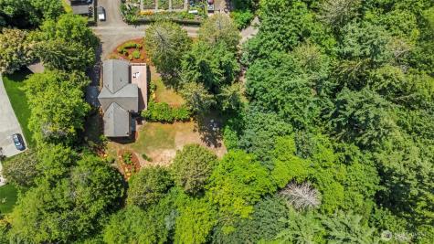 12170 Viewcrest Place NE Bainbridge Island WA 98110