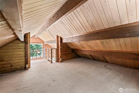 12170 Viewcrest Place NE Bainbridge Island WA 98110