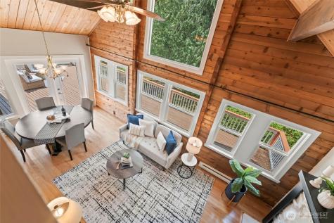 12170 Viewcrest Place NE Bainbridge Island WA 98110