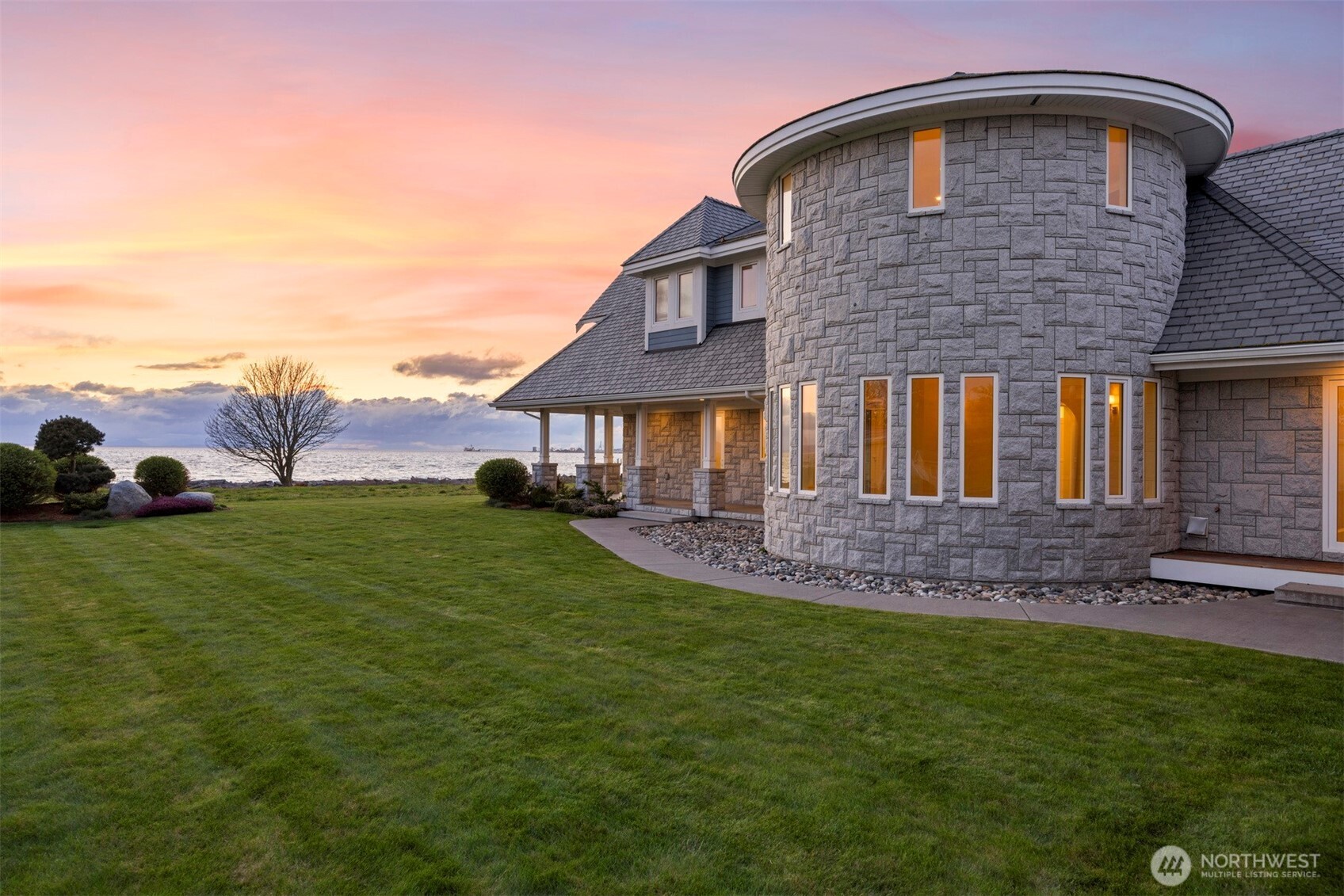 581 Marine Drive Point Roberts WA 98281