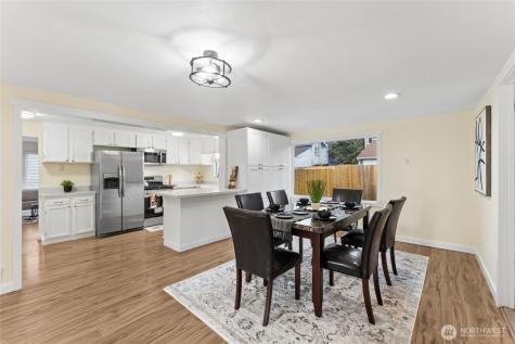 2807 61st Avenue NE Tacoma WA 98422