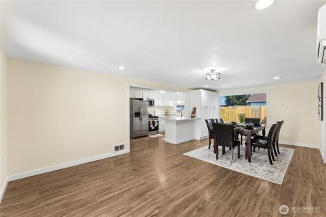 2807 61st Avenue NE Tacoma WA 98422