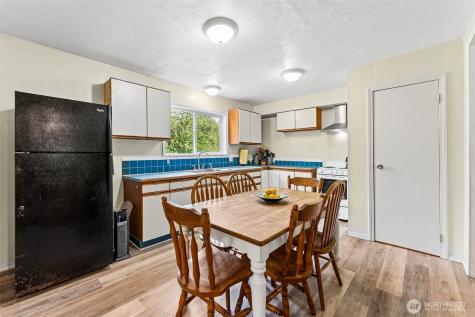 17122 61st Street NW Vaughn WA 98394