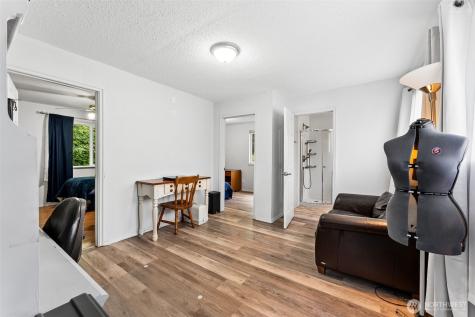 17122 61st Street NW Vaughn WA 98394
