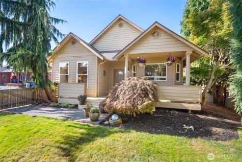 8010 Beverly Everett WA 98203