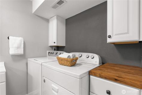 4829 S 166th Street Seatac WA 98188