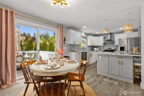 4829 S 166th Street Seatac WA 98188