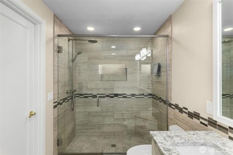 15144 SE 46th Way Bellevue WA 98006