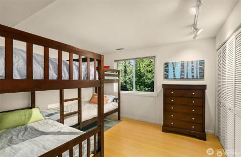 15144 SE 46th Way Bellevue WA 98006