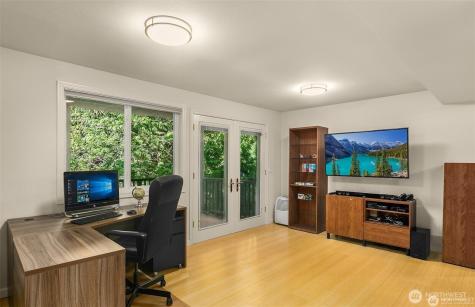 15144 SE 46th Way Bellevue WA 98006