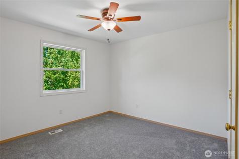 16202 87th Avenue E Puyallup WA 98375
