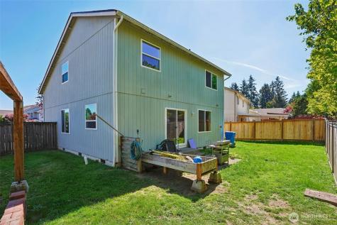16202 87th Avenue E Puyallup WA 98375