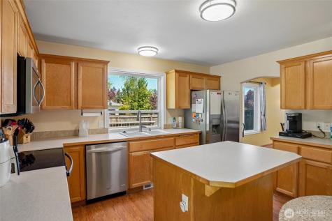 16202 87th Avenue E Puyallup WA 98375