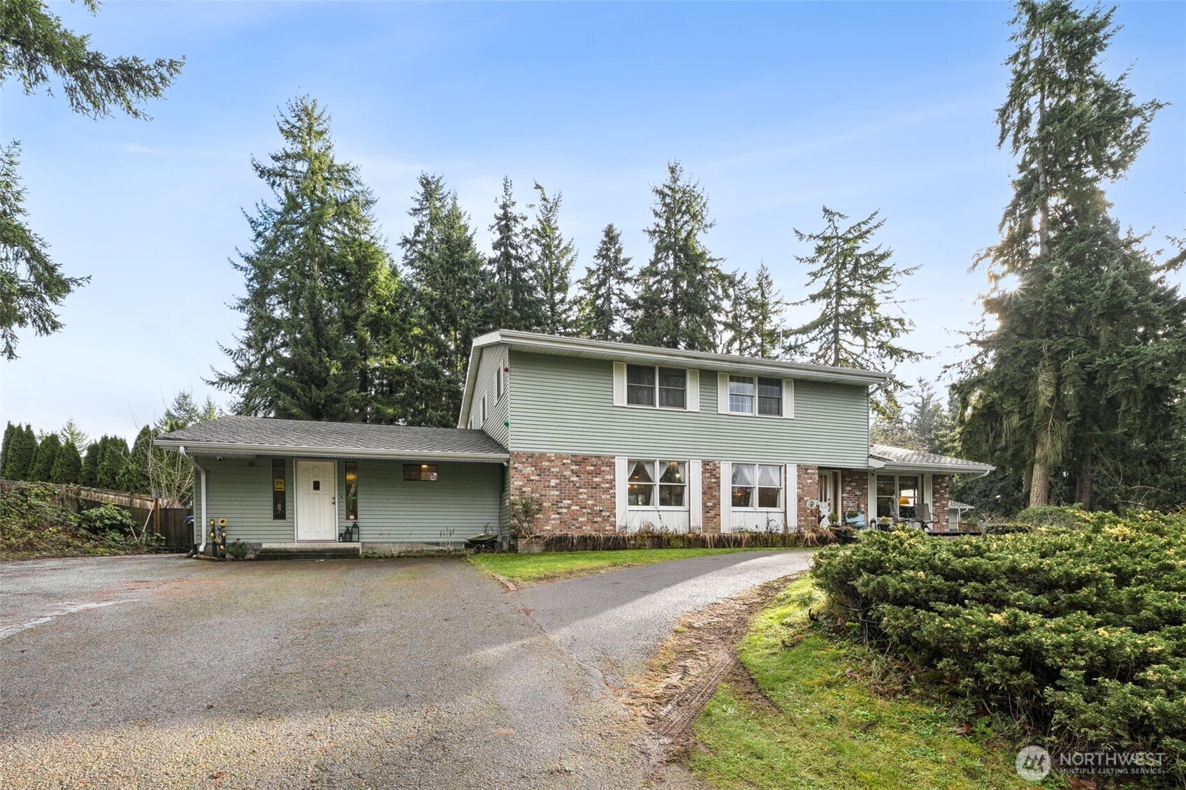 5318 W Tapps Drive E Lake Tapps WA 98391