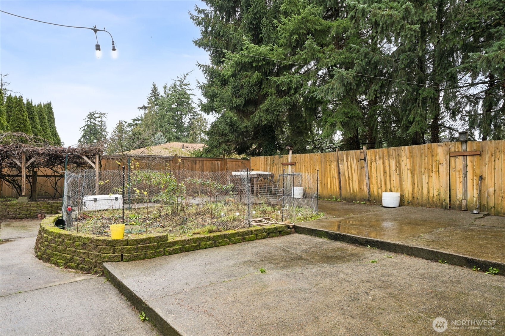 5318 W Tapps Drive E Lake Tapps WA 98391