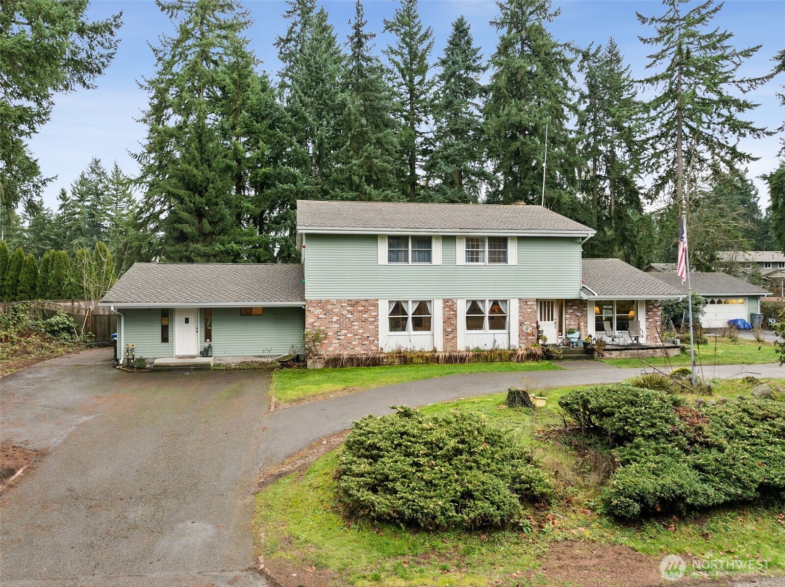 5318 W Tapps Drive E Lake Tapps WA 98391