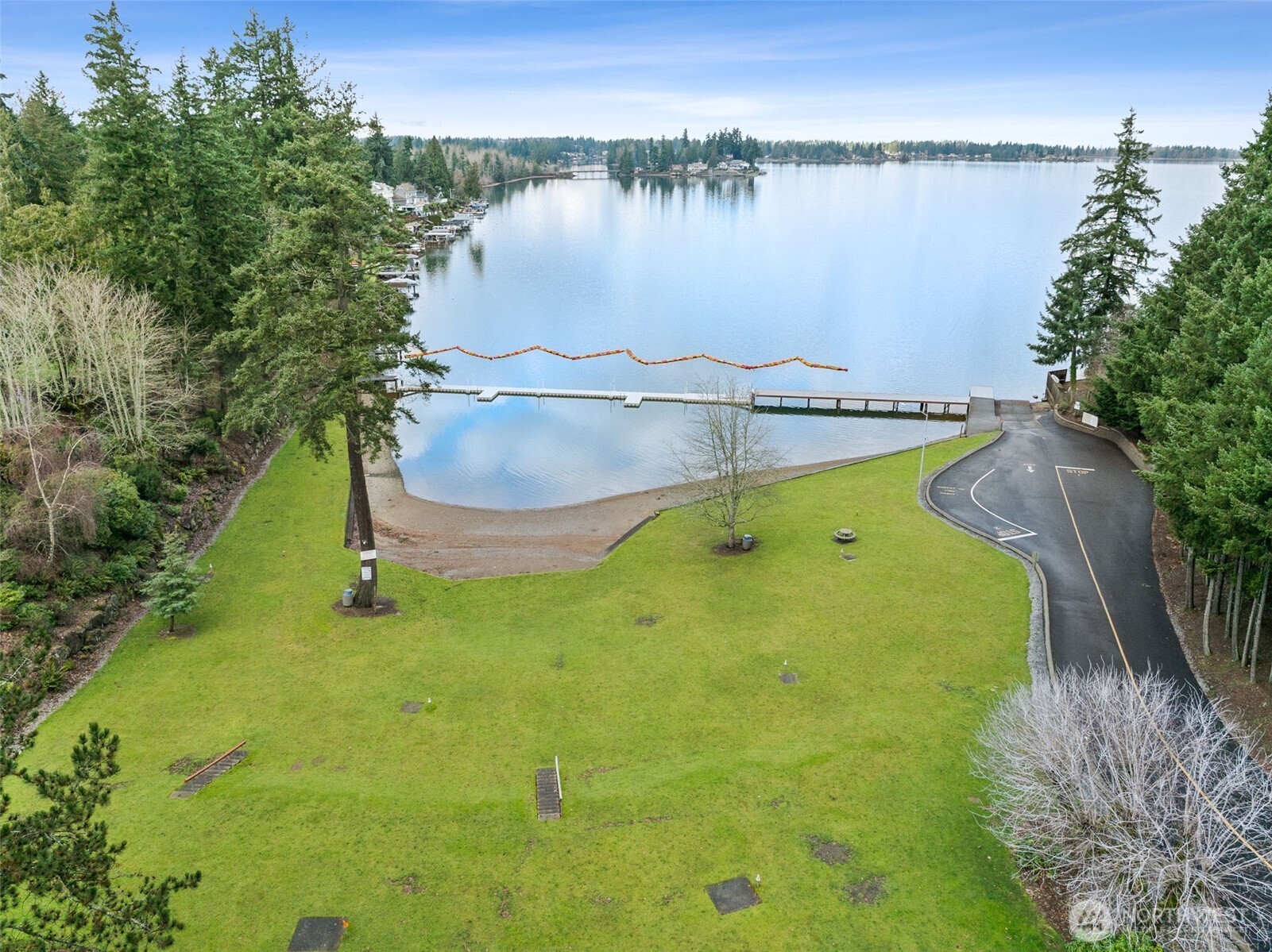 5318 W Tapps Drive E Lake Tapps WA 98391
