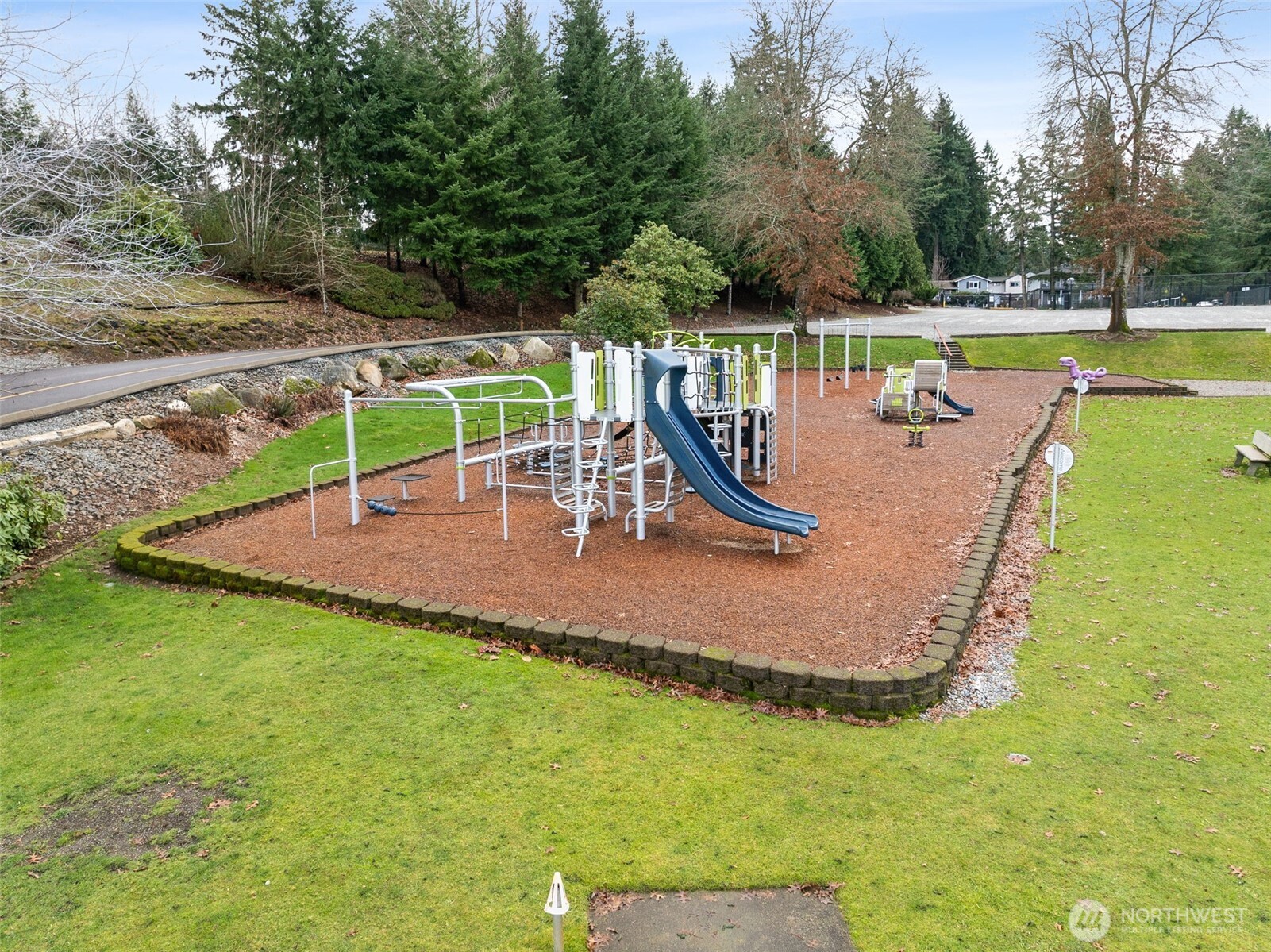5318 W Tapps Drive E Lake Tapps WA 98391