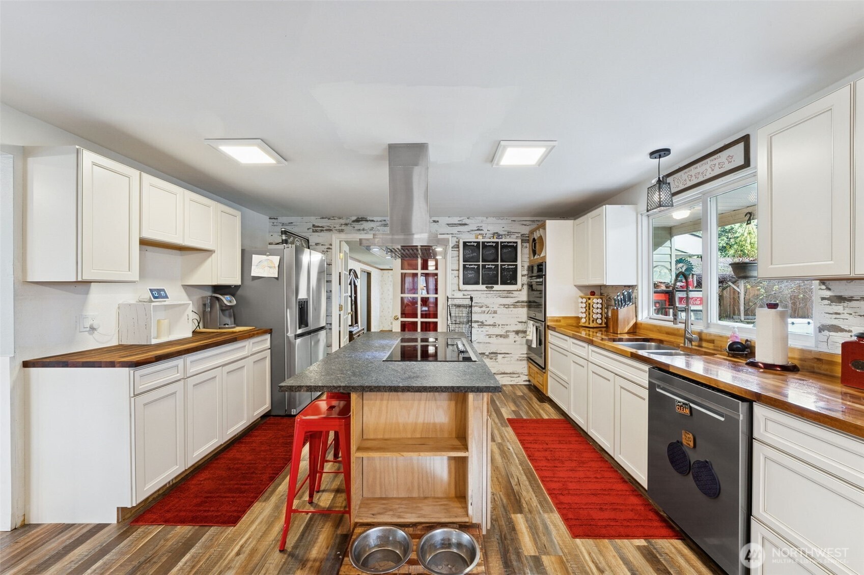 5318 W Tapps Drive E Lake Tapps WA 98391