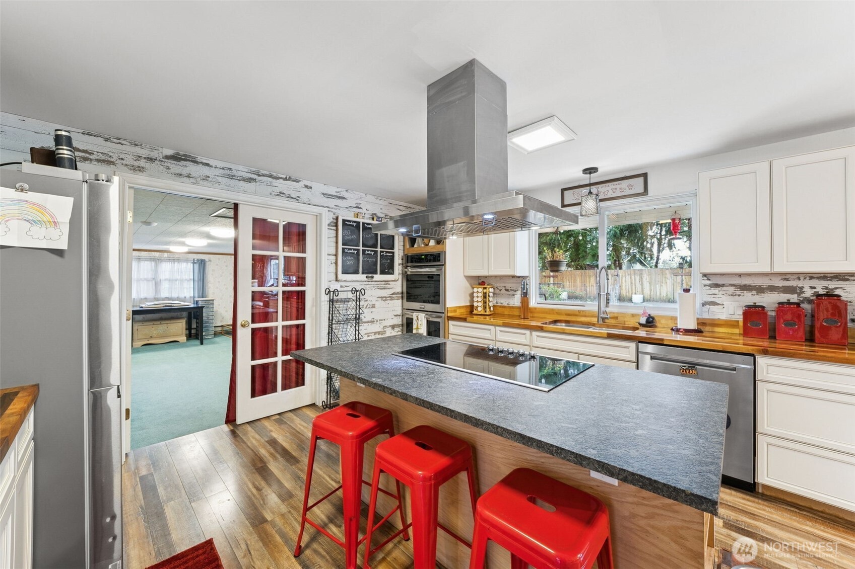 5318 W Tapps Drive E Lake Tapps WA 98391