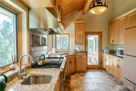 54 Spring Meadow Lane Oroville WA 98844