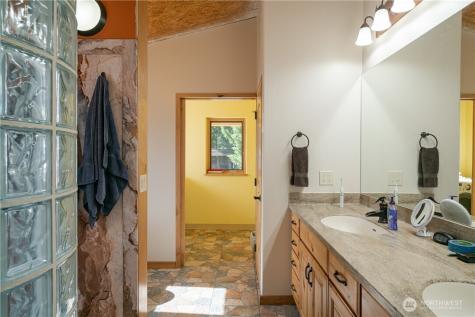 54 Spring Meadow Lane Oroville WA 98844