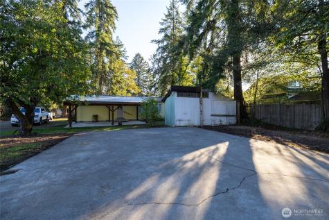 404 N Scheaffer Street Oakville WA 98568