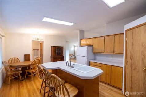 404 N Scheaffer Street Oakville WA 98568