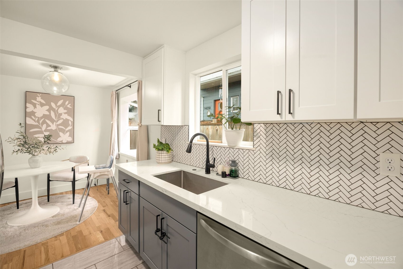 9427 8th Avenue SW Seattle WA 98106