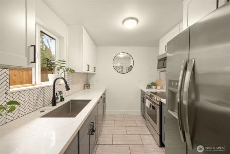 9427 8th Avenue SW Seattle WA 98106