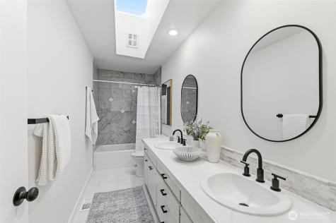 15419 62nd Avenue NE Kenmore WA 98028