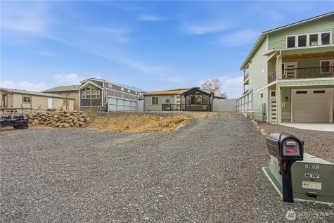 578 SW Section Quincy WA 98848