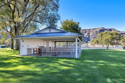 578 SW Section Quincy WA 98848