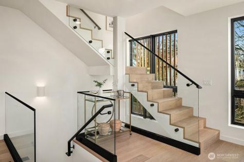 413 99th Avenue NE Bellevue WA 98004