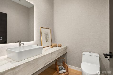 413 99th Avenue NE Bellevue WA 98004