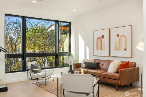 413 99th Avenue NE Bellevue WA 98004