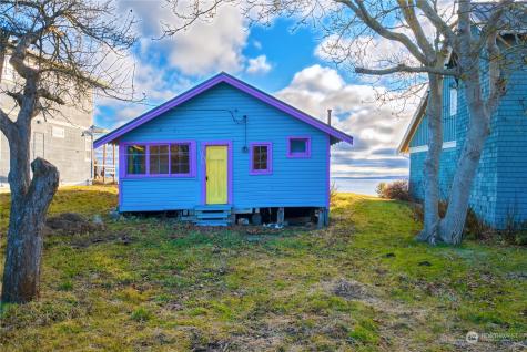 1881 Edwards Drive Point Roberts WA 98281