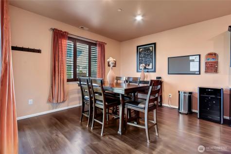 1504 29th Street NW Puyallup WA 98371