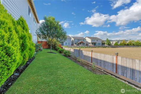 1504 29th Street NW Puyallup WA 98371