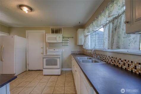 2311 Aberdeen Avenue Hoquiam WA 98550