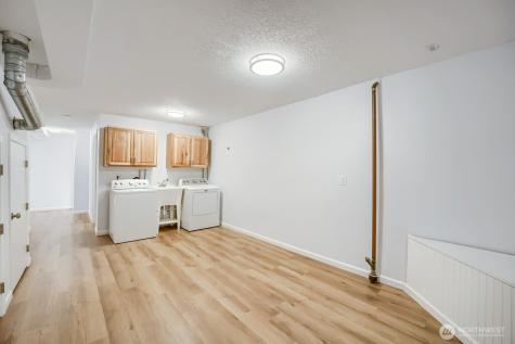 12045 SE 210th Street Kent WA 98031