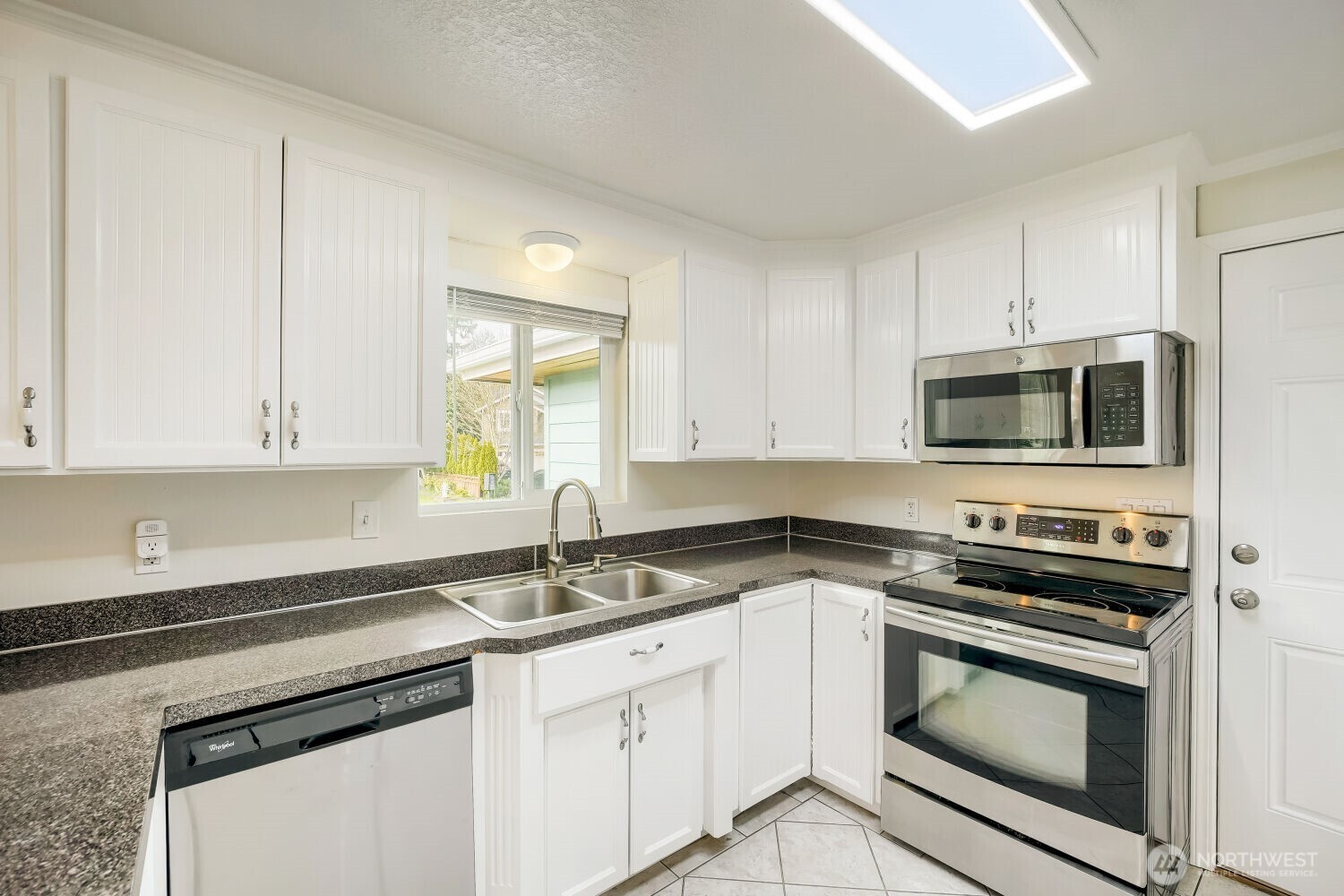 12045 SE 210th Street Kent WA 98031